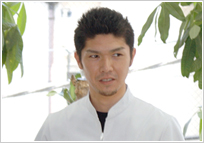 栗坂 肇