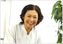 石川 佐知子